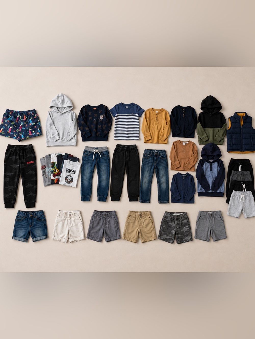 Boys 3T Huge Clothing Lot 30+ Pc Marvel Cars Jeans Shorts Hoodies Vest
